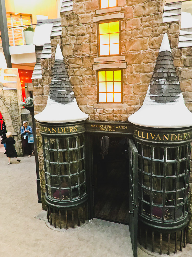 Christmas is coming to Harry Potter's Wizarding World